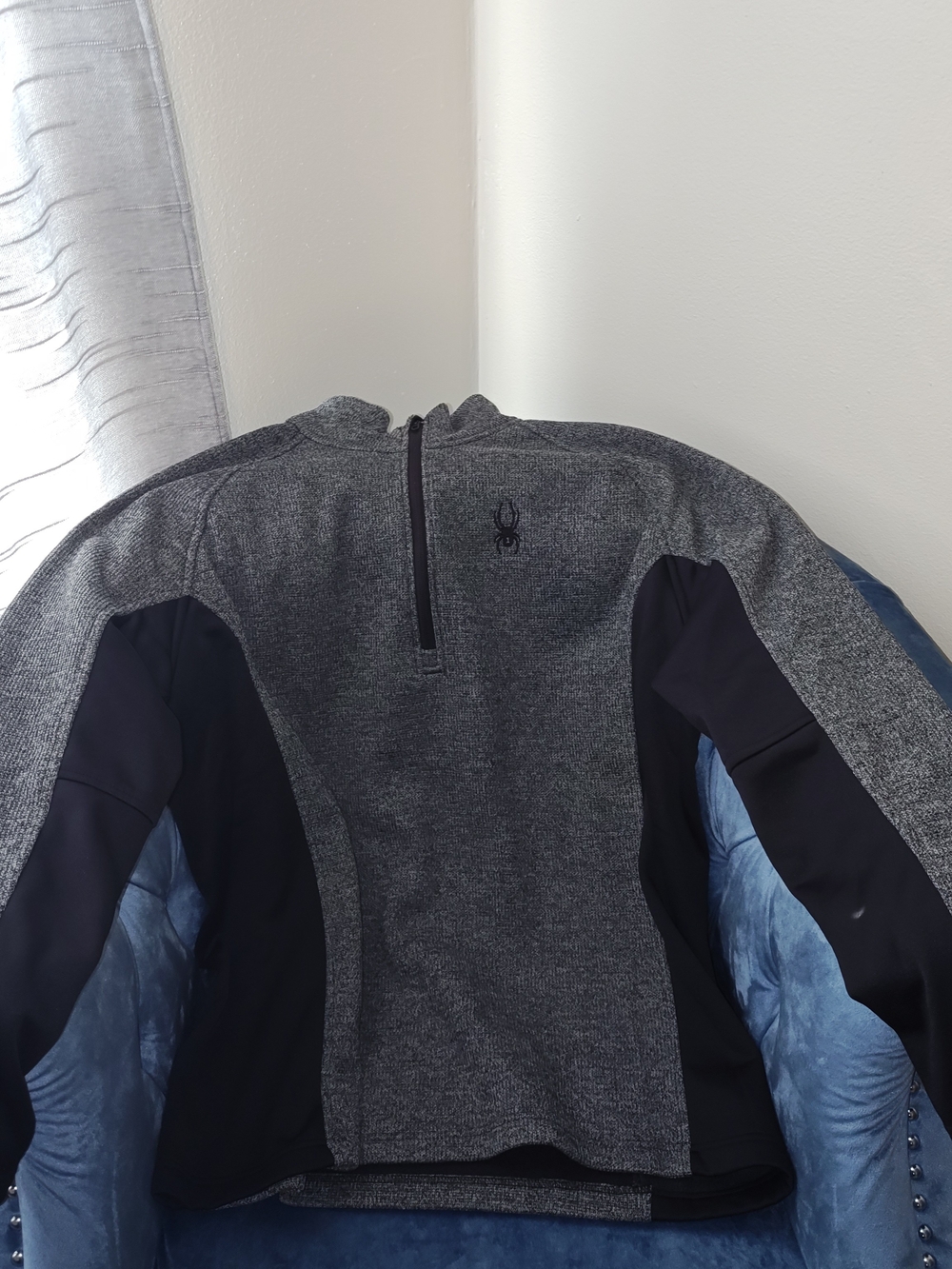 Spyder Men's XXL Gray and Black Quarter Zip Sweater